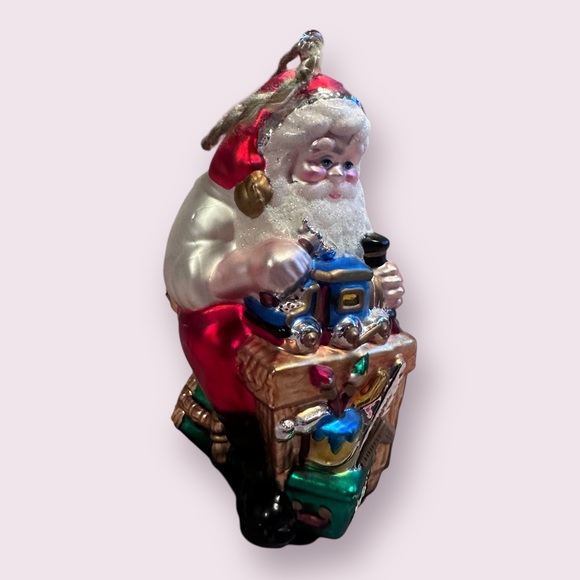 Vintage Dept 56 Santa Claus Mercury Glass Santa Workbench Ornament - Picture 2 of 8